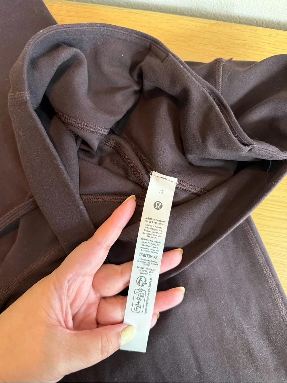 lululemon athletica Dark Brown High-Rise groove thermal large